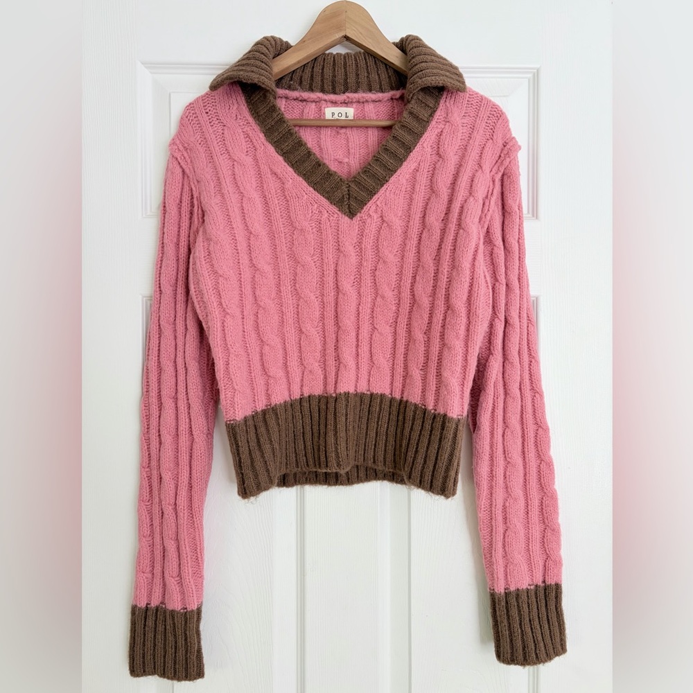 POL V-Neck Cable Knit Sweater Size S